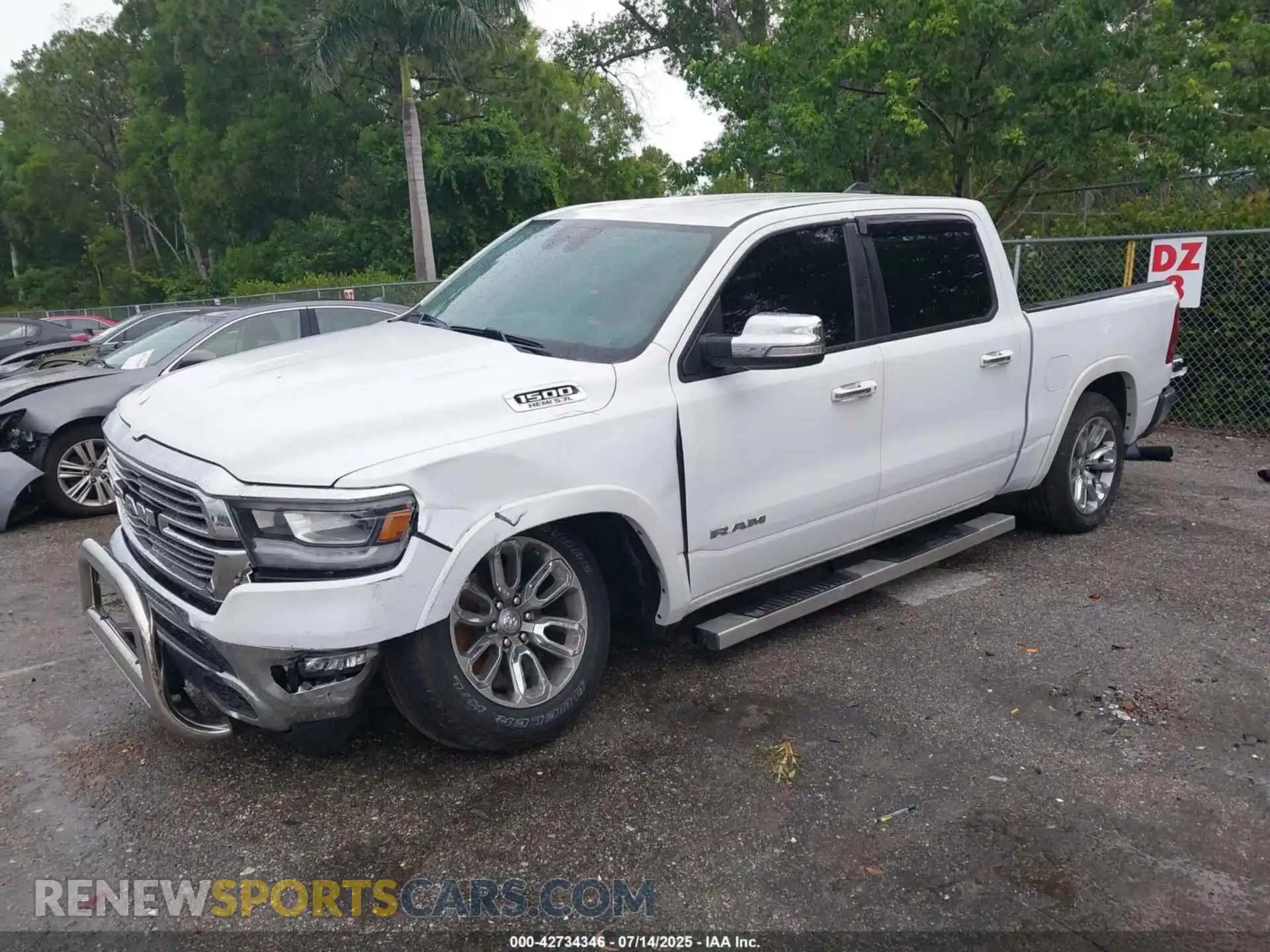 2 Photograph of a damaged car 1C6RREJT5MN628655 RAM 1500 2021