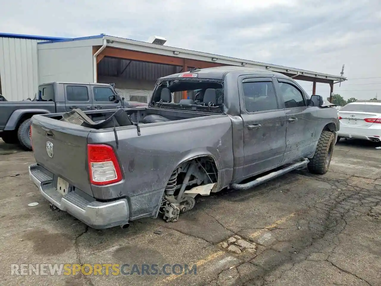 3 Фотография поврежденного автомобиля 1C6RRFFG4MN600010 RAM 1500 2021