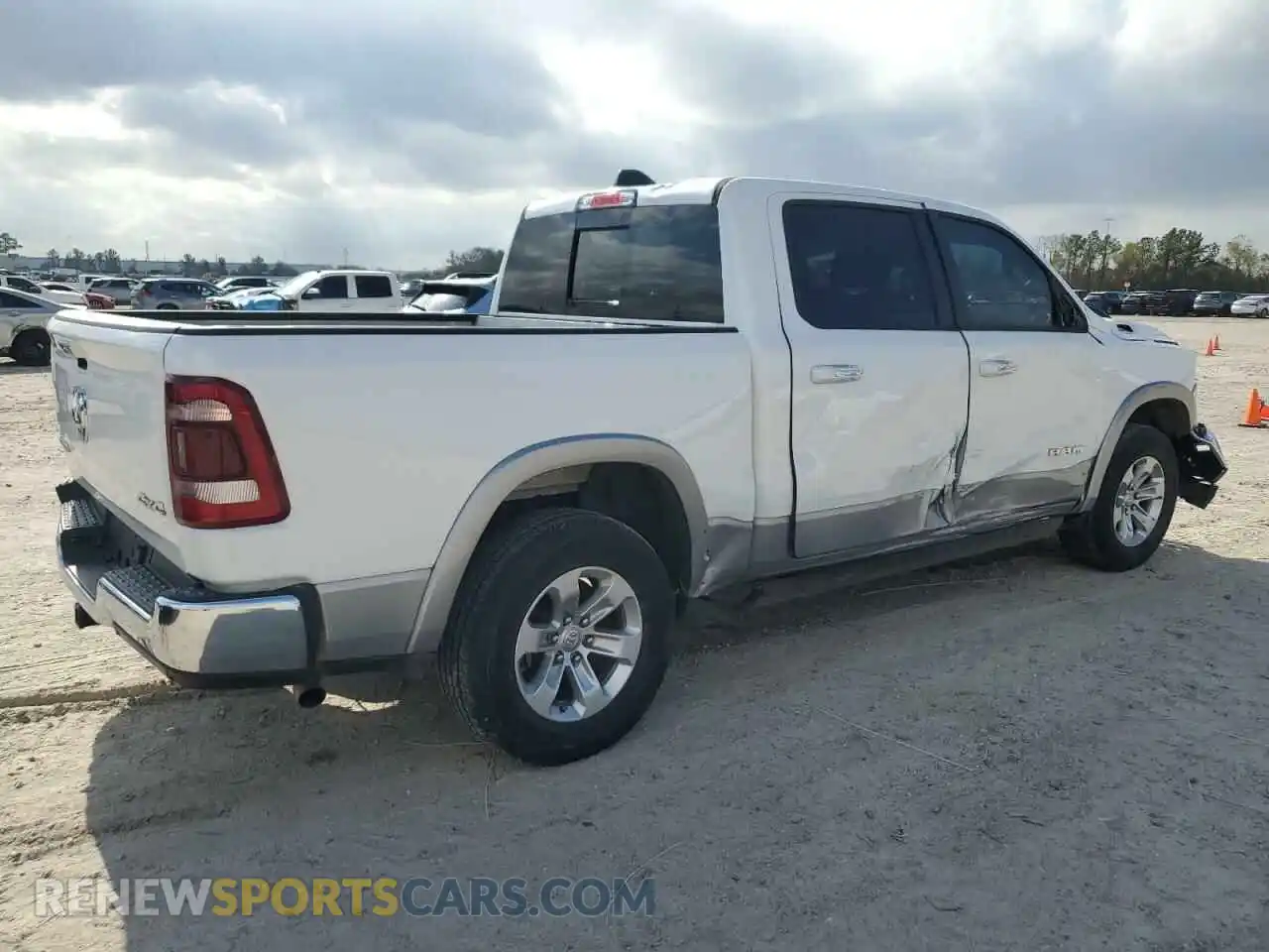 3 Photograph of a damaged car 1C6RRFJG8MN706628 RAM 1500 2021
