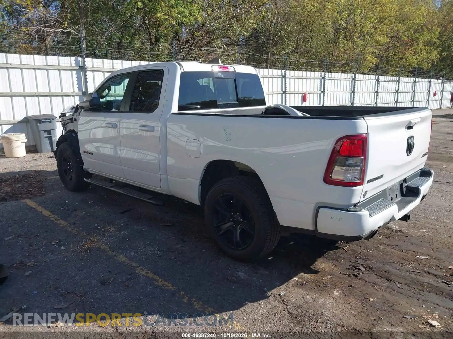 3 Photograph of a damaged car 1C6SRFBT5MN831518 RAM 1500 2021