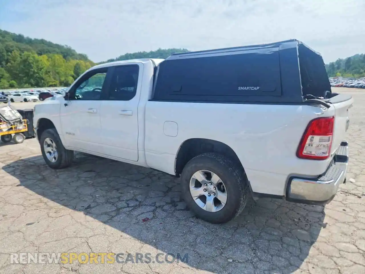 2 fotografías del automóvil dañado 1C6SRFBT8MN742753 RAM 1500 2021
