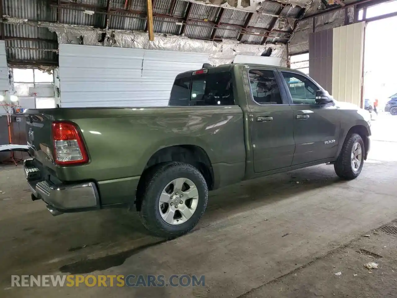 3 Photograph of a damaged car 1C6SRFBT9MN696110 RAM 1500 2021