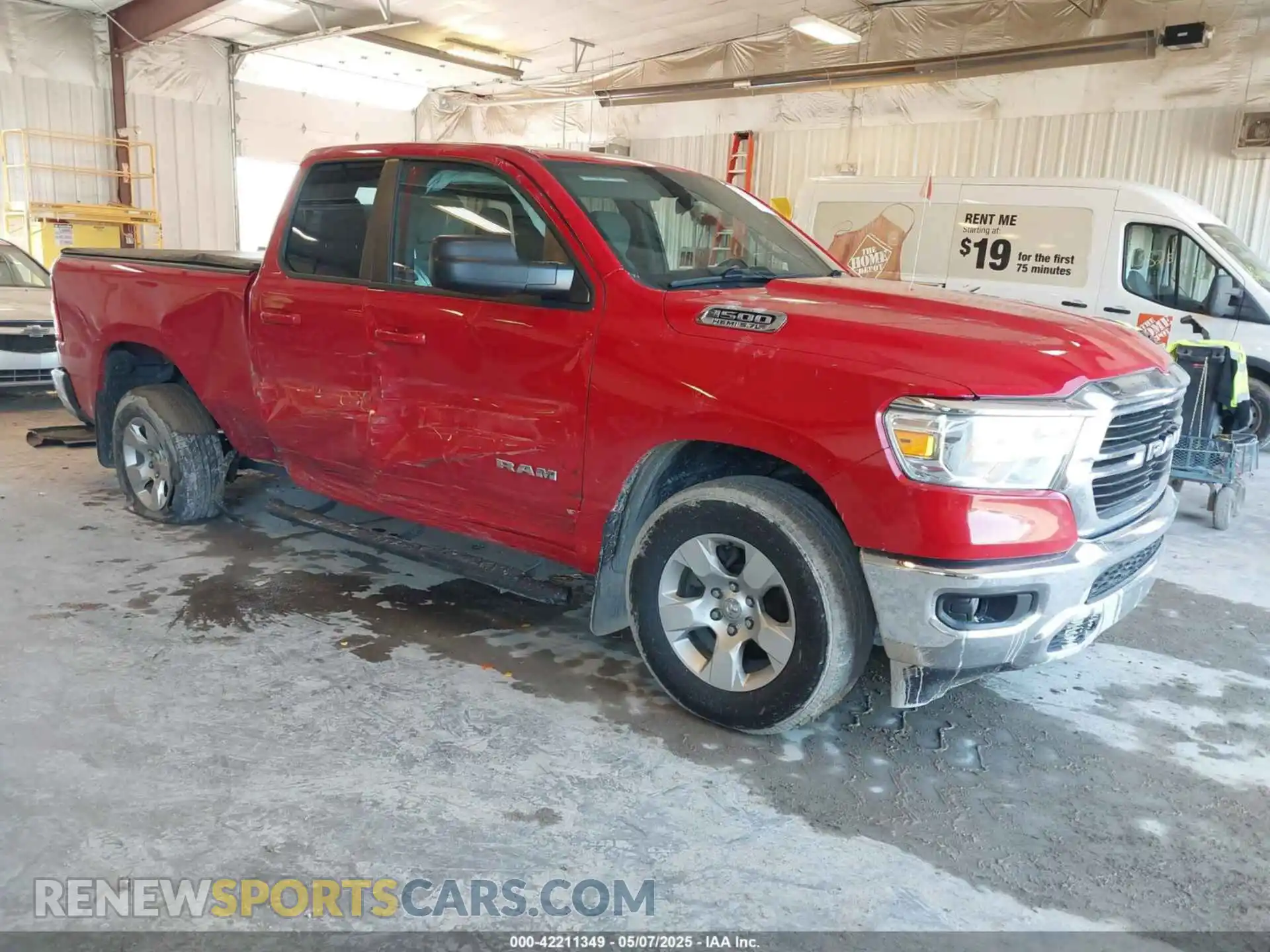 1 Photograph of a damaged car 1C6SRFBTXMN572461 RAM 1500 2021