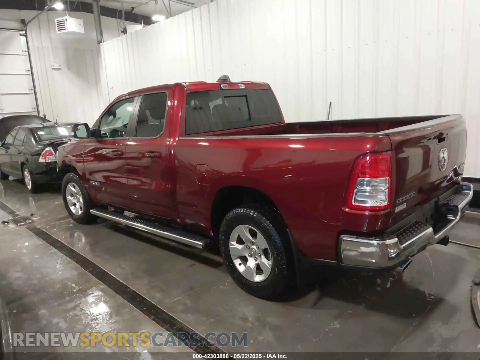 3 Photograph of a damaged car 1C6SRFBTXMN732628 RAM 1500 2021