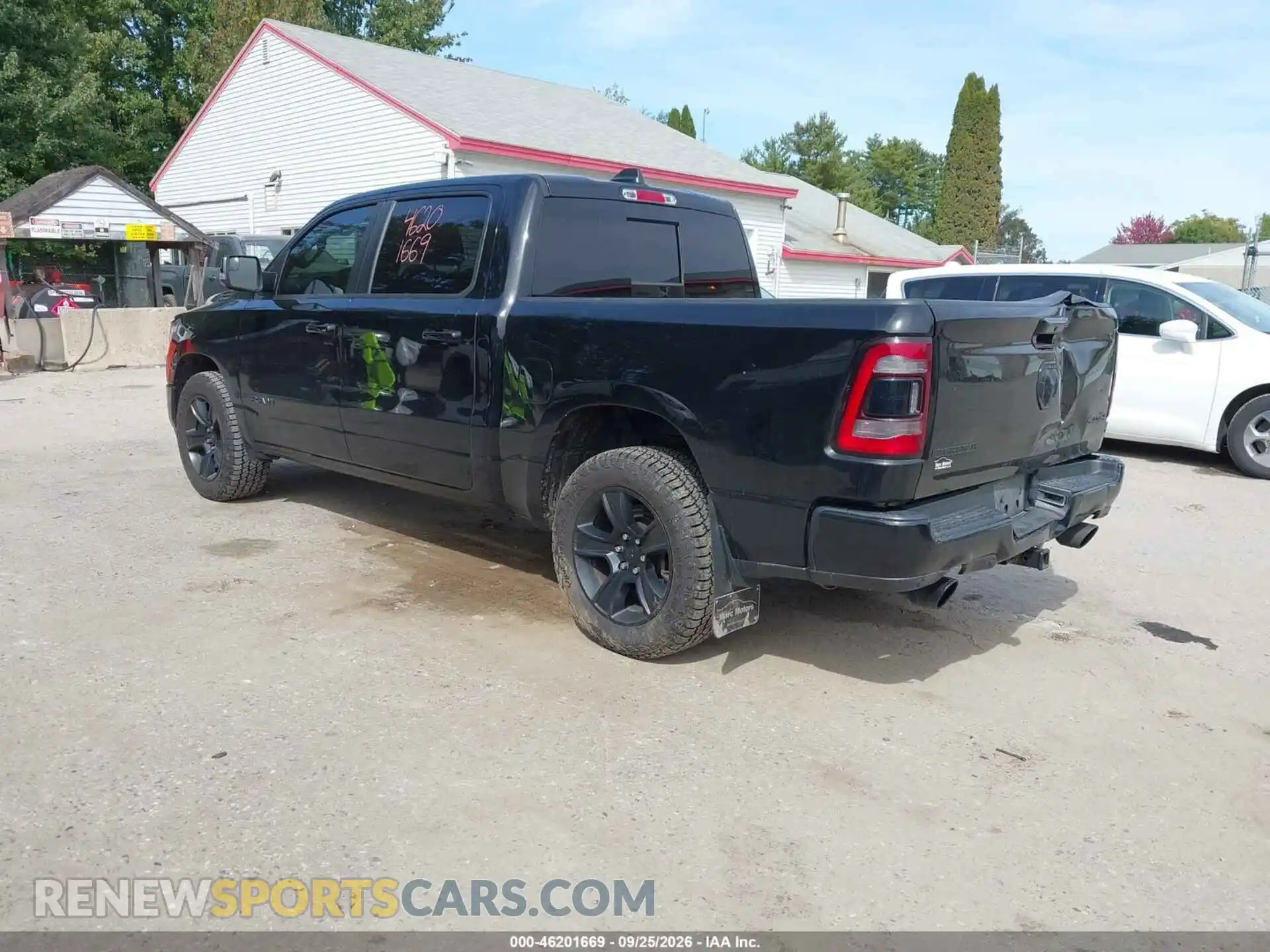 3 Photograph of a damaged car 1C6SRFFT0MN546848 RAM 1500 2021