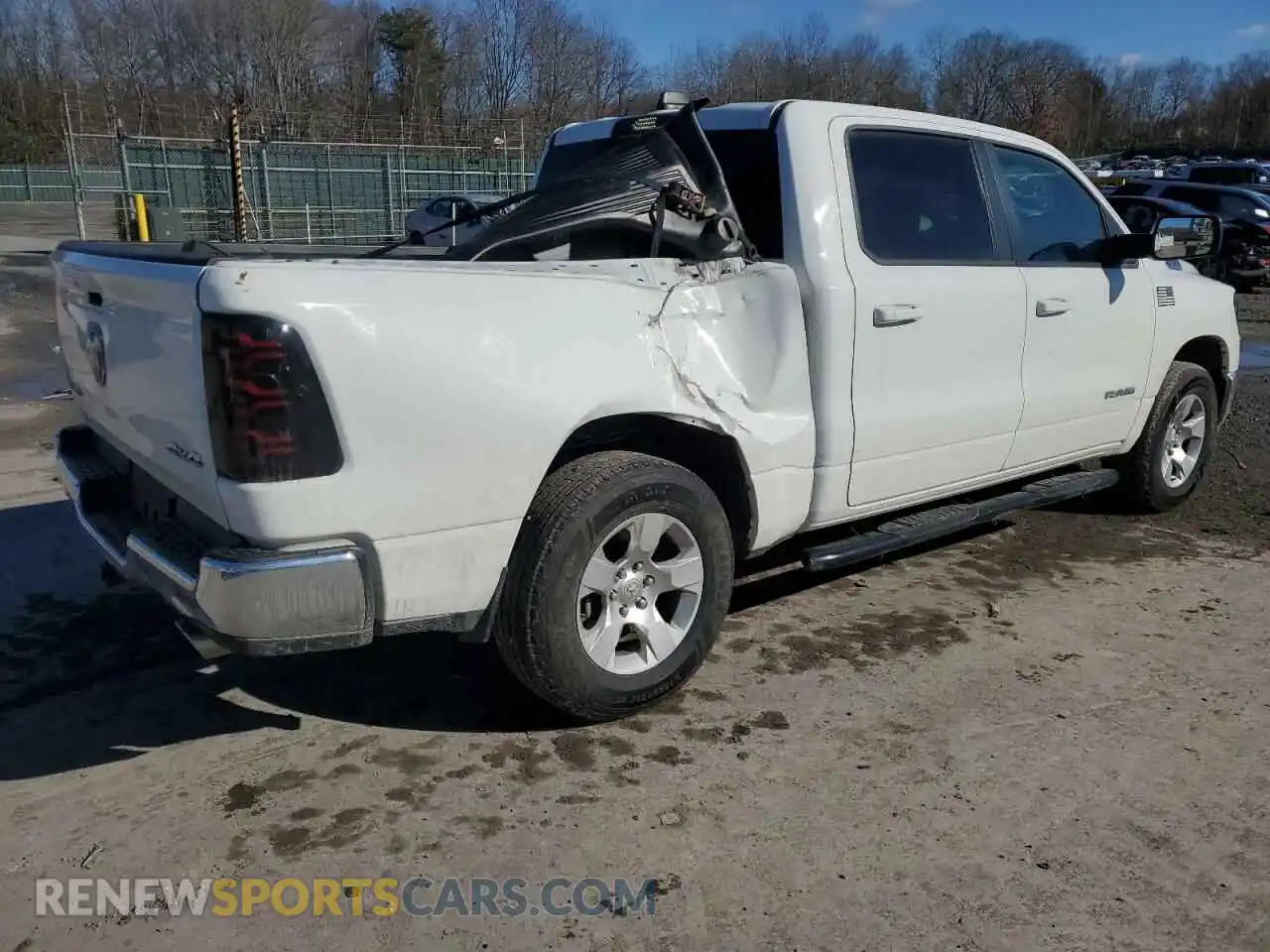 3 Photograph of a damaged car 1C6SRFFT1MN564601 RAM 1500 2021