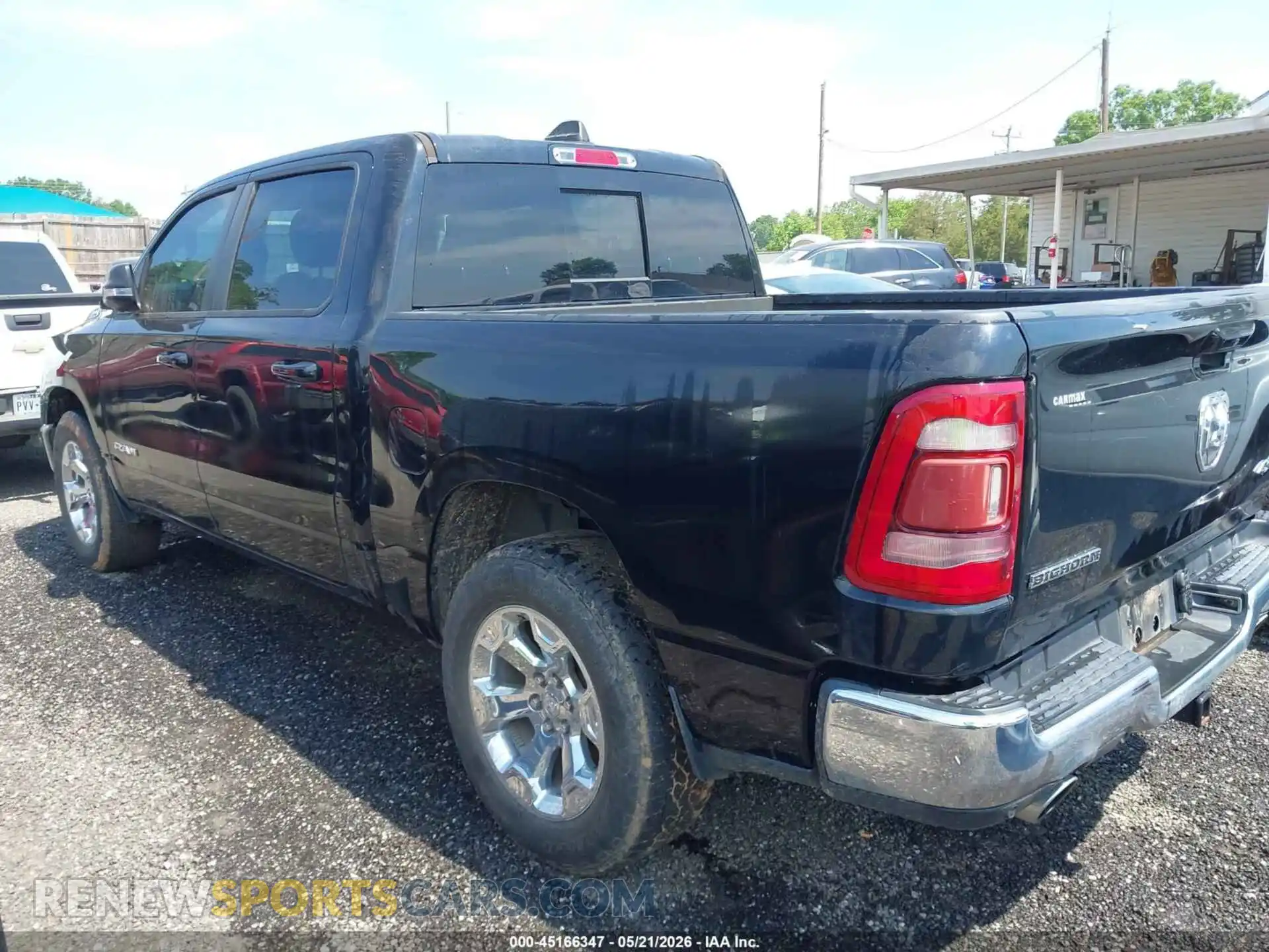 3 Photograph of a damaged car 1C6SRFFT1MN646327 RAM 1500 2021
