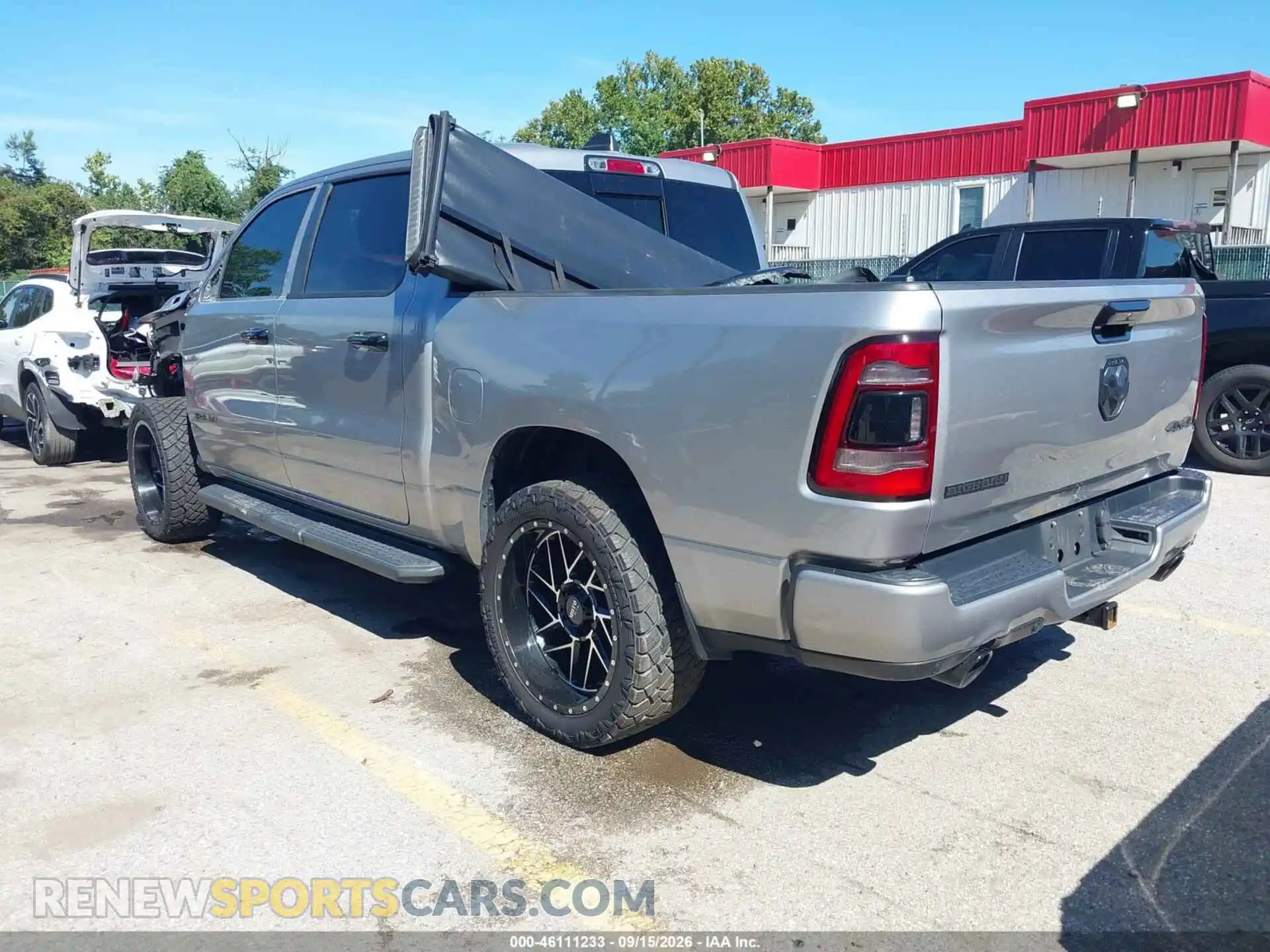 3 Photograph of a damaged car 1C6SRFFT2MN555731 RAM 1500 2021