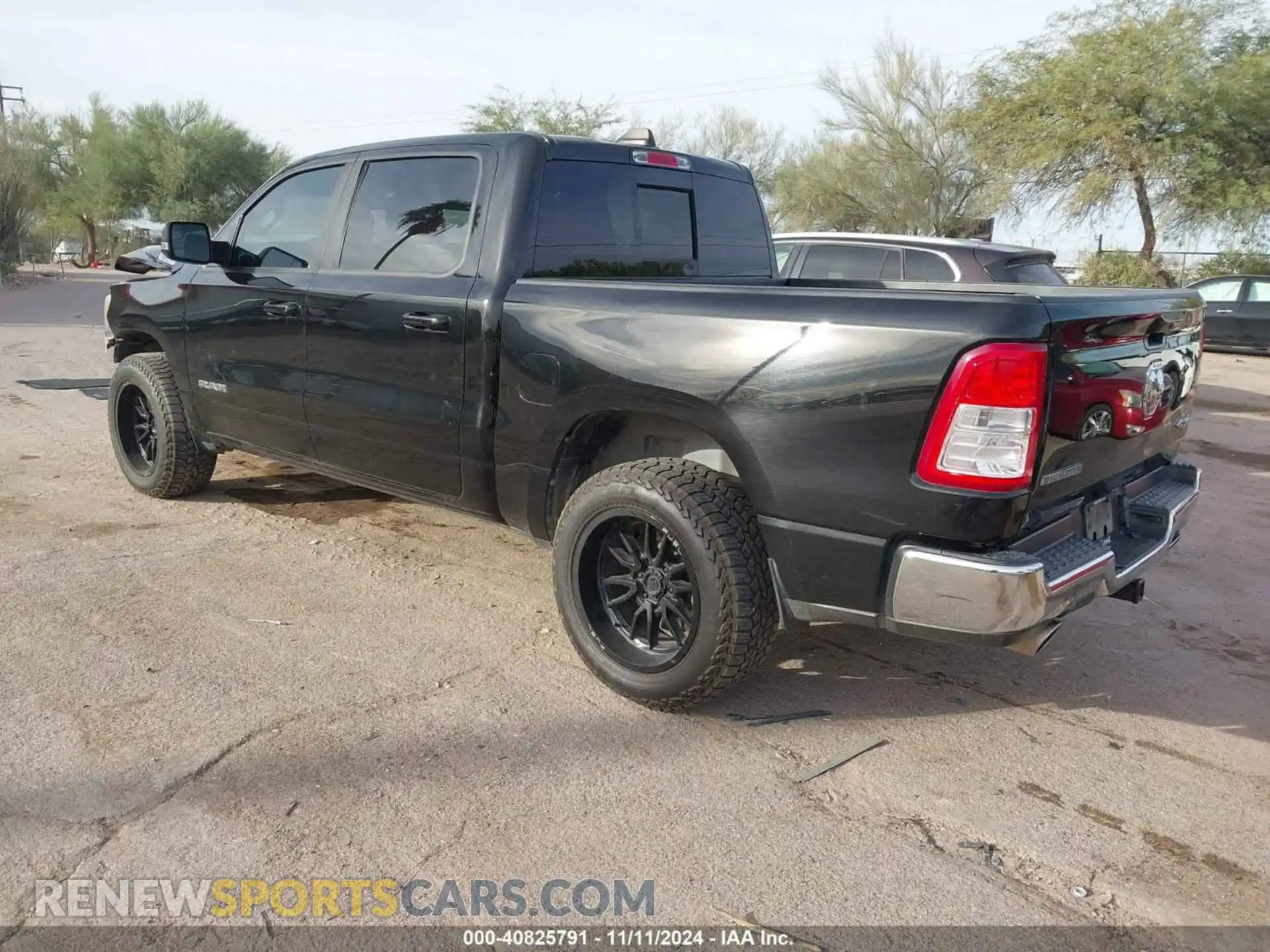 3 Photograph of a damaged car 1C6SRFFT3MN634423 RAM 1500 2021
