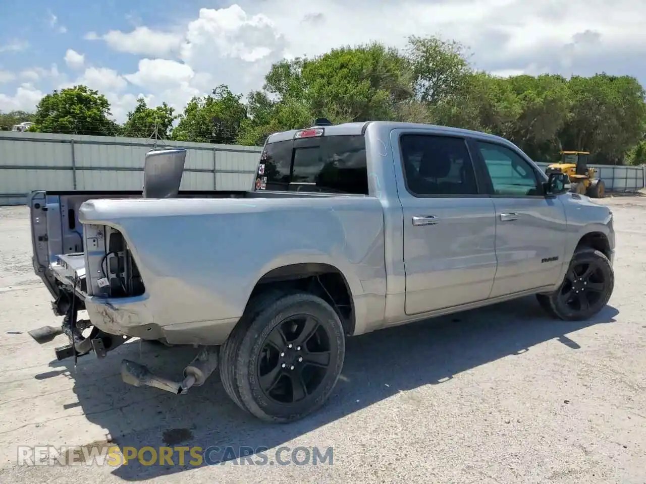 3 Photograph of a damaged car 1C6SRFFT5MN677273 RAM 1500 2021