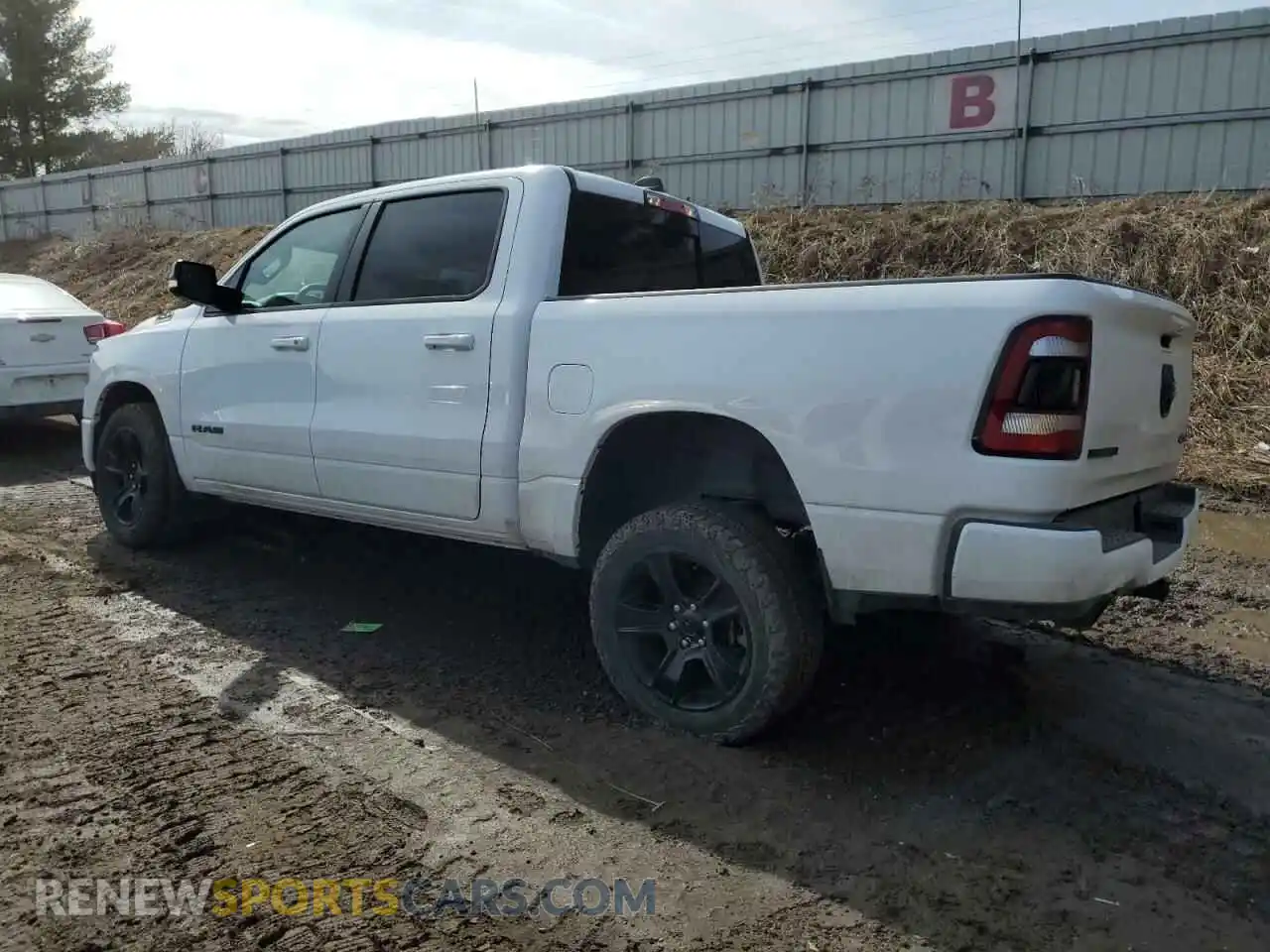 2 fotografías del automóvil dañado 1C6SRFFT6MN656691 RAM 1500 2021