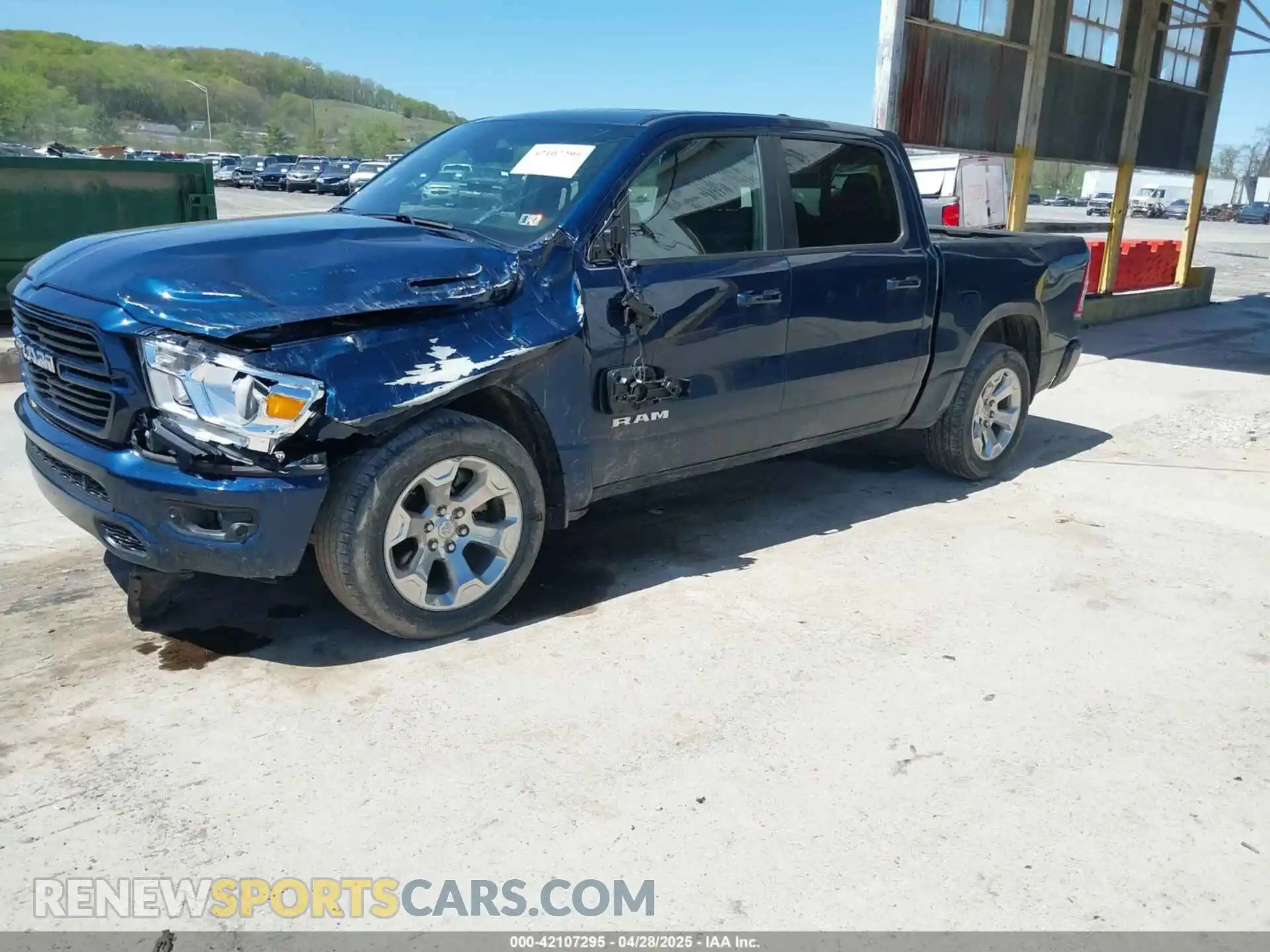 2 fotografías del automóvil dañado 1C6SRFFT6MN827214 RAM 1500 2021