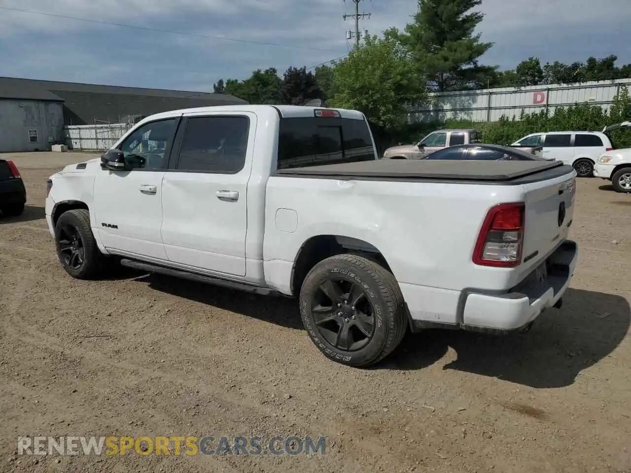 2 fotografías del automóvil dañado 1C6SRFFT8MN506730 RAM 1500 2021