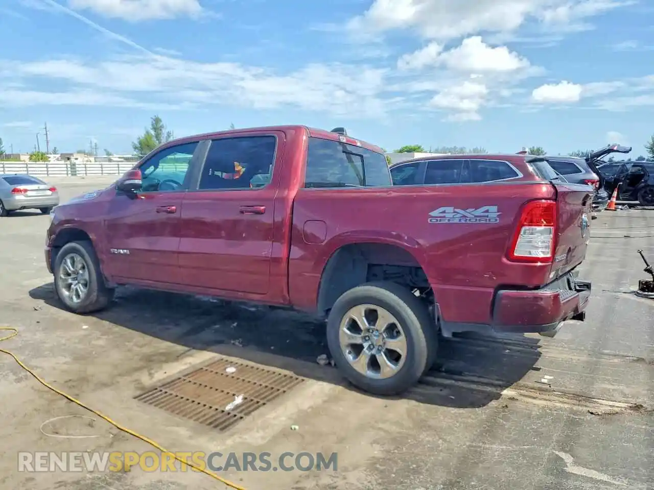 2 fotografías del automóvil dañado 1C6SRFFTXMN524856 RAM 1500 2021