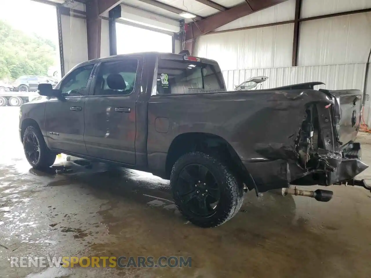 2 fotografías del automóvil dañado 1C6SRFFTXMN656533 RAM 1500 2021