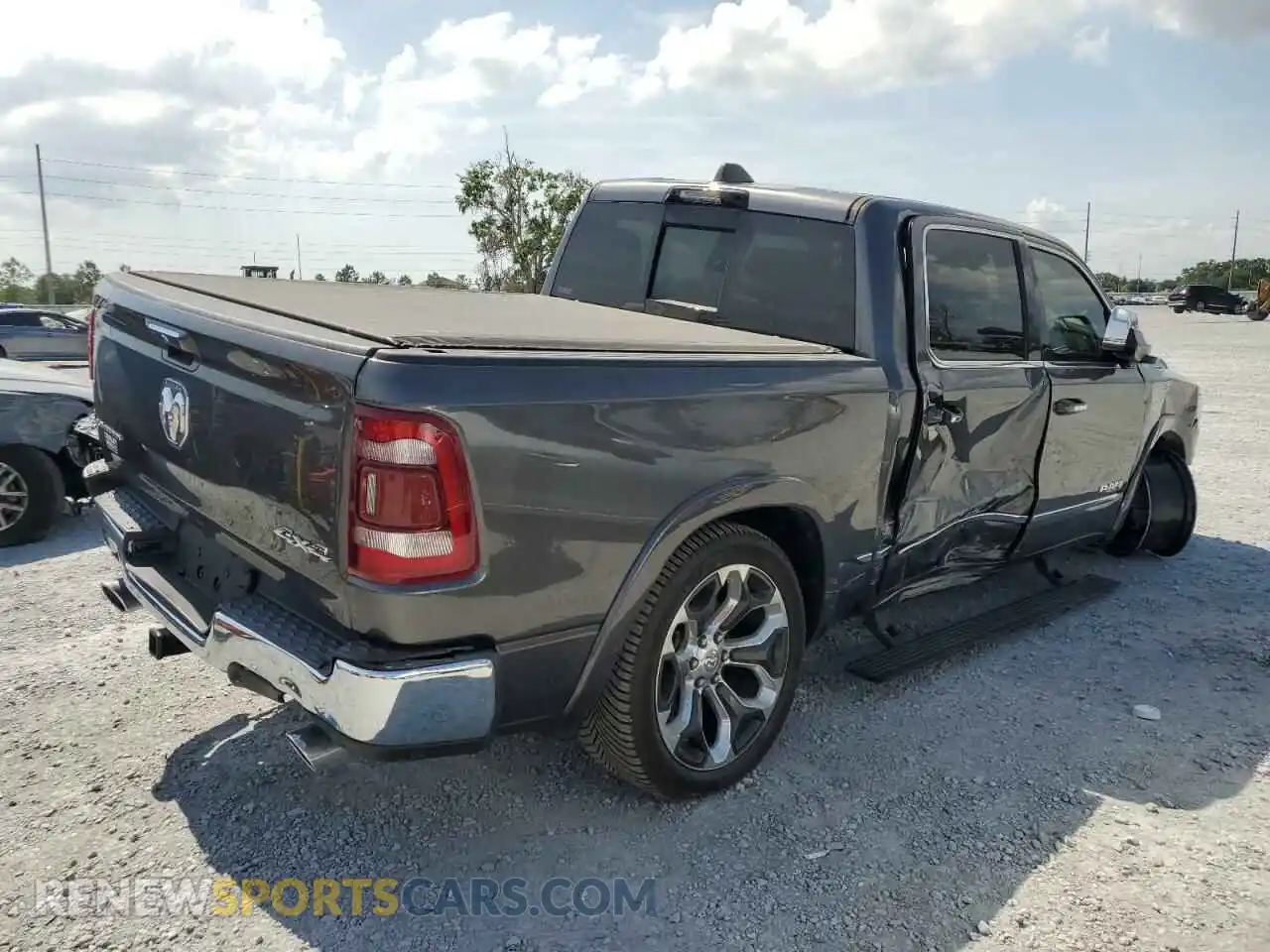 3 Photograph of a damaged car 1C6SRFHM2MN726144 RAM 1500 2021