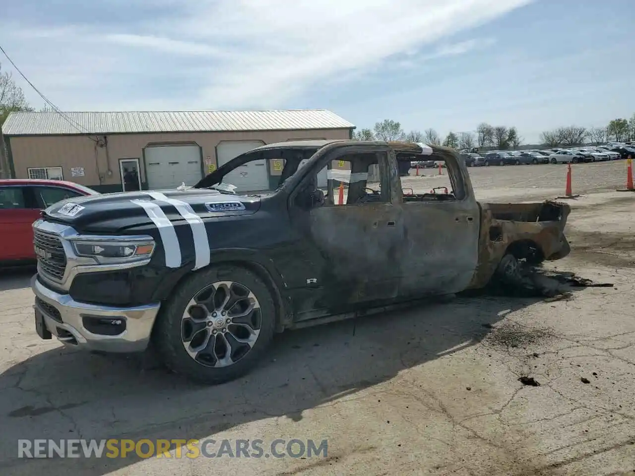 1 Photograph of a damaged car 1C6SRFHM6MN800164 RAM 1500 2021
