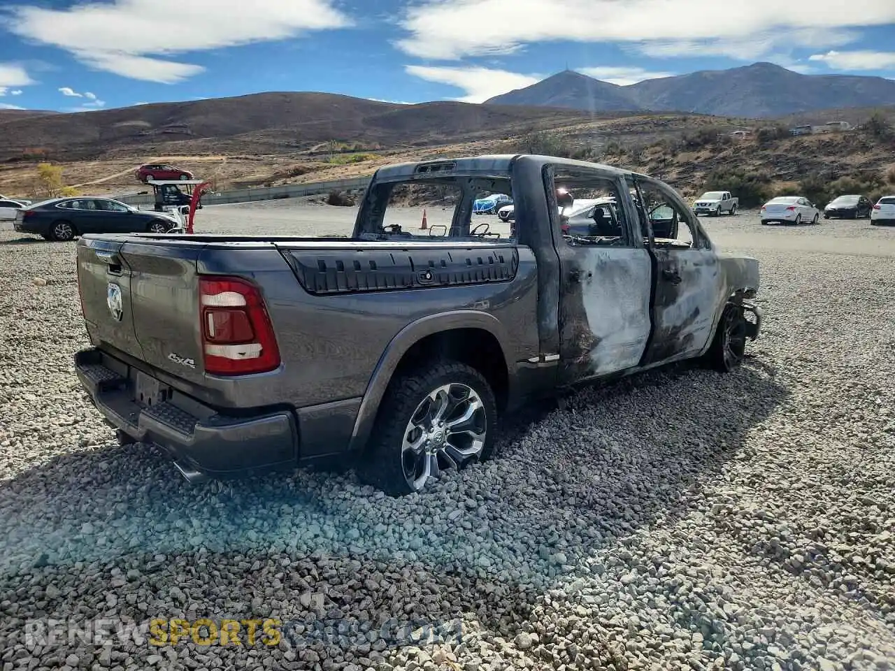 3 Photograph of a damaged car 1C6SRFHM9MN565677 RAM 1500 2021