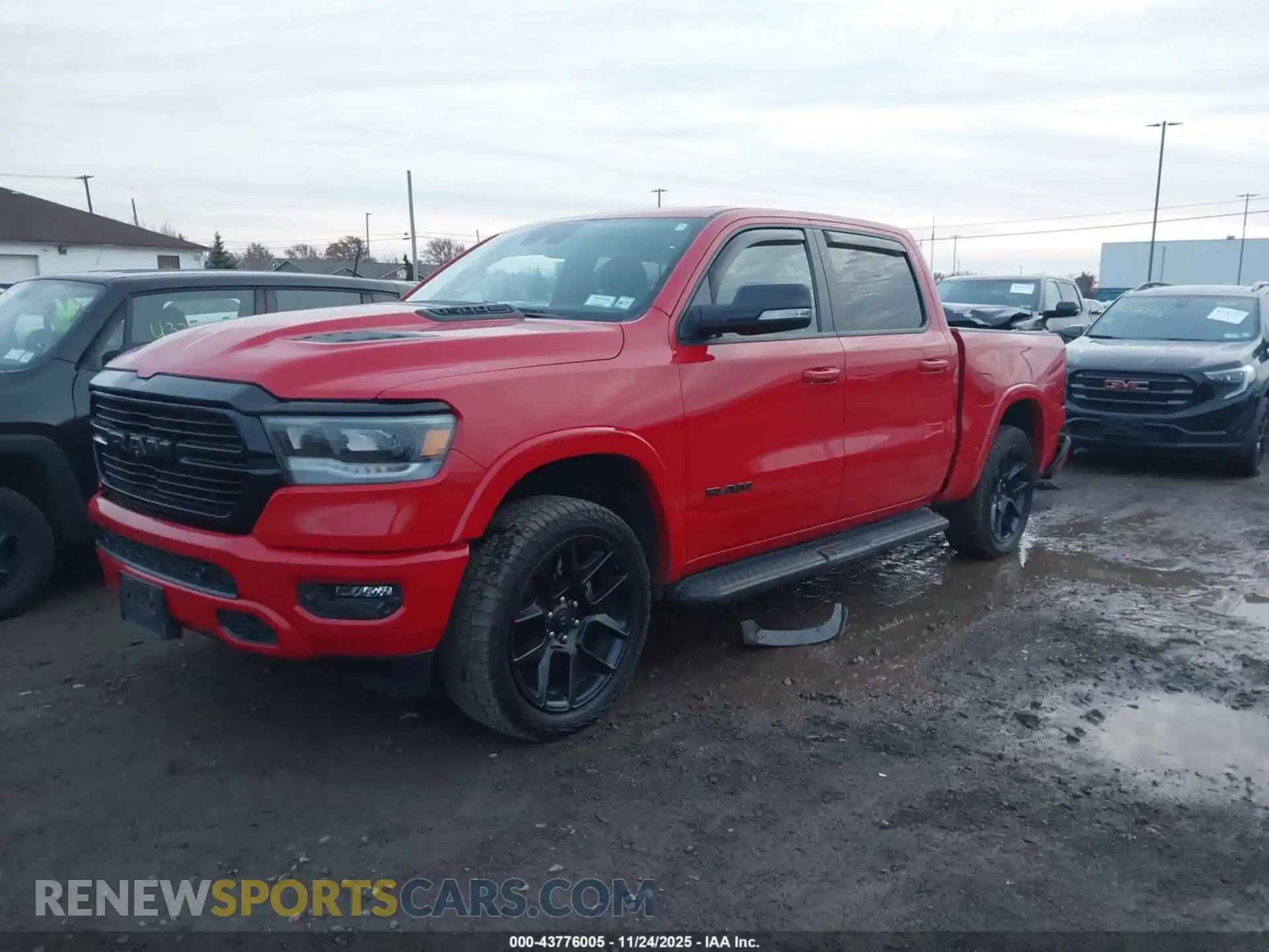 2 Photograph of a damaged car 1C6SRFJT0MN657522 RAM 1500 2021