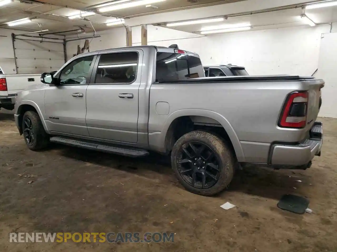 2 Photograph of a damaged car 1C6SRFJT2MN539665 RAM 1500 2021
