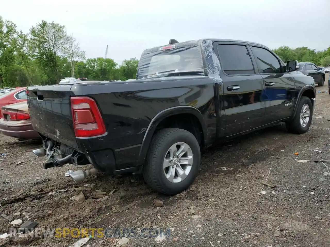 3 Photograph of a damaged car 1C6SRFJT2MN557664 RAM 1500 2021