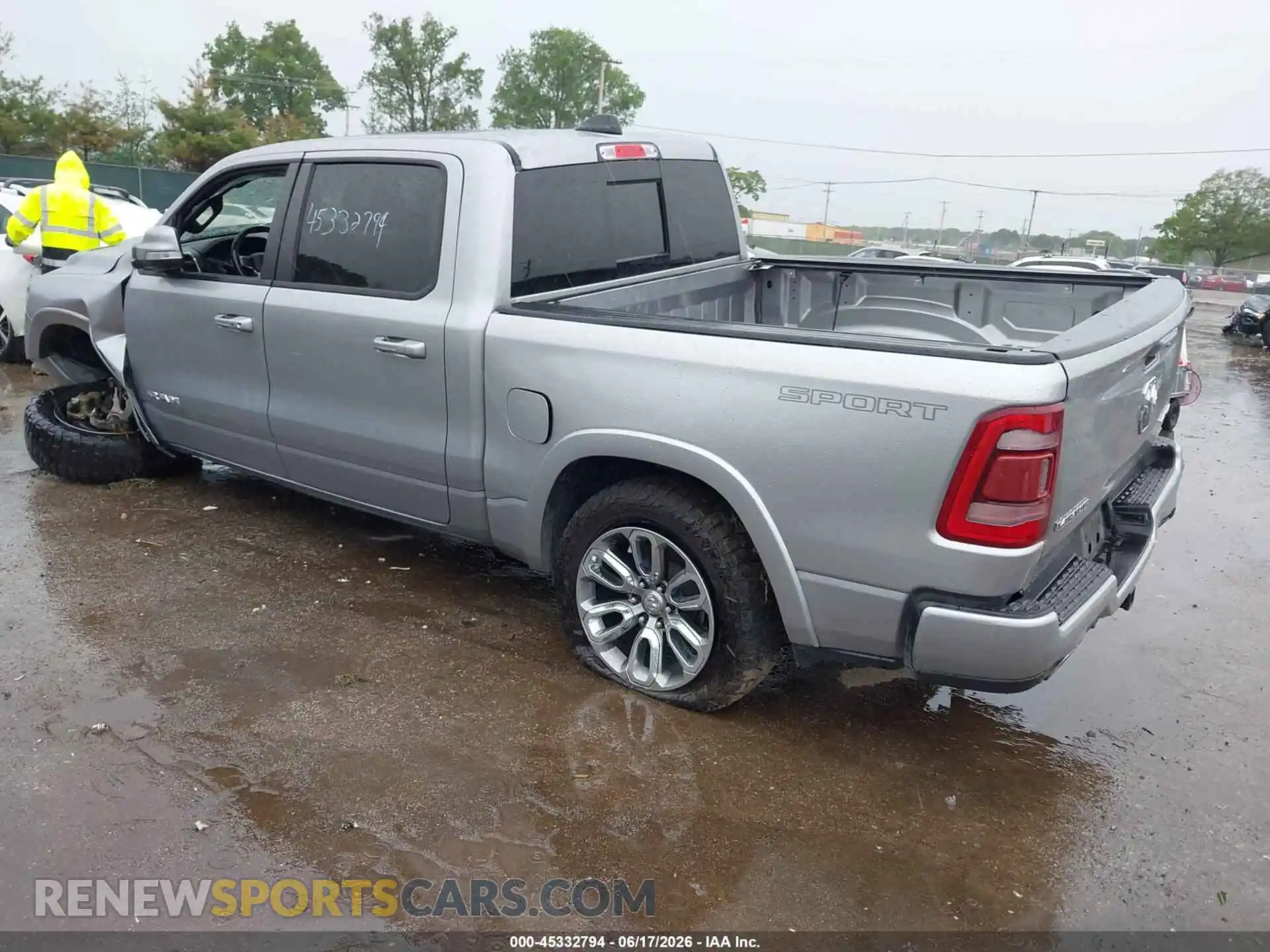 3 Фотография поврежденного автомобиля 1C6SRFJT2MN779945 RAM 1500 2021
