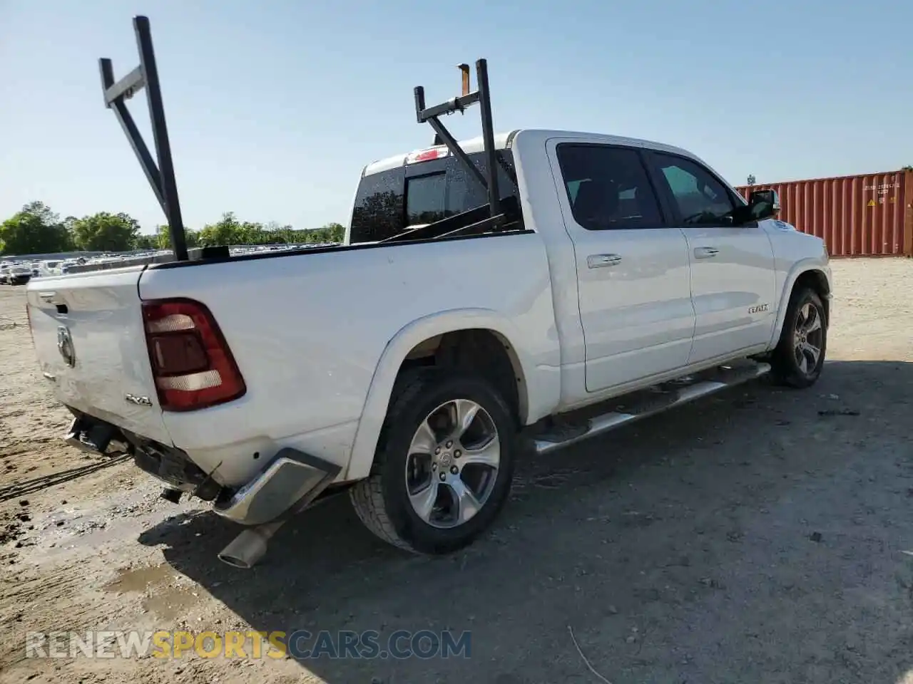 3 Photograph of a damaged car 1C6SRFJT6MN639509 RAM 1500 2021