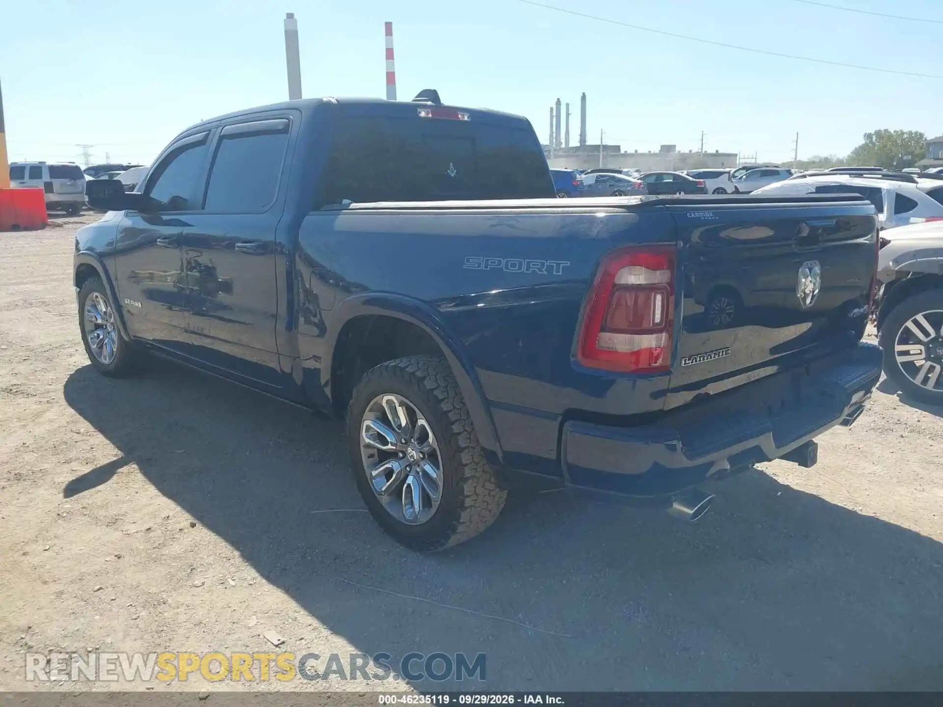 3 fotografías del automóvil dañado 1C6SRFJTXMN604620 RAM 1500 2021