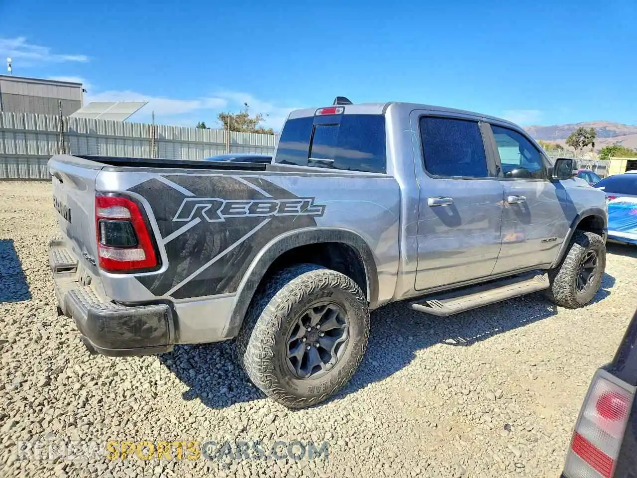 3 Фотография поврежденного автомобиля 1C6SRFLT3MN597684 RAM 1500 2021
