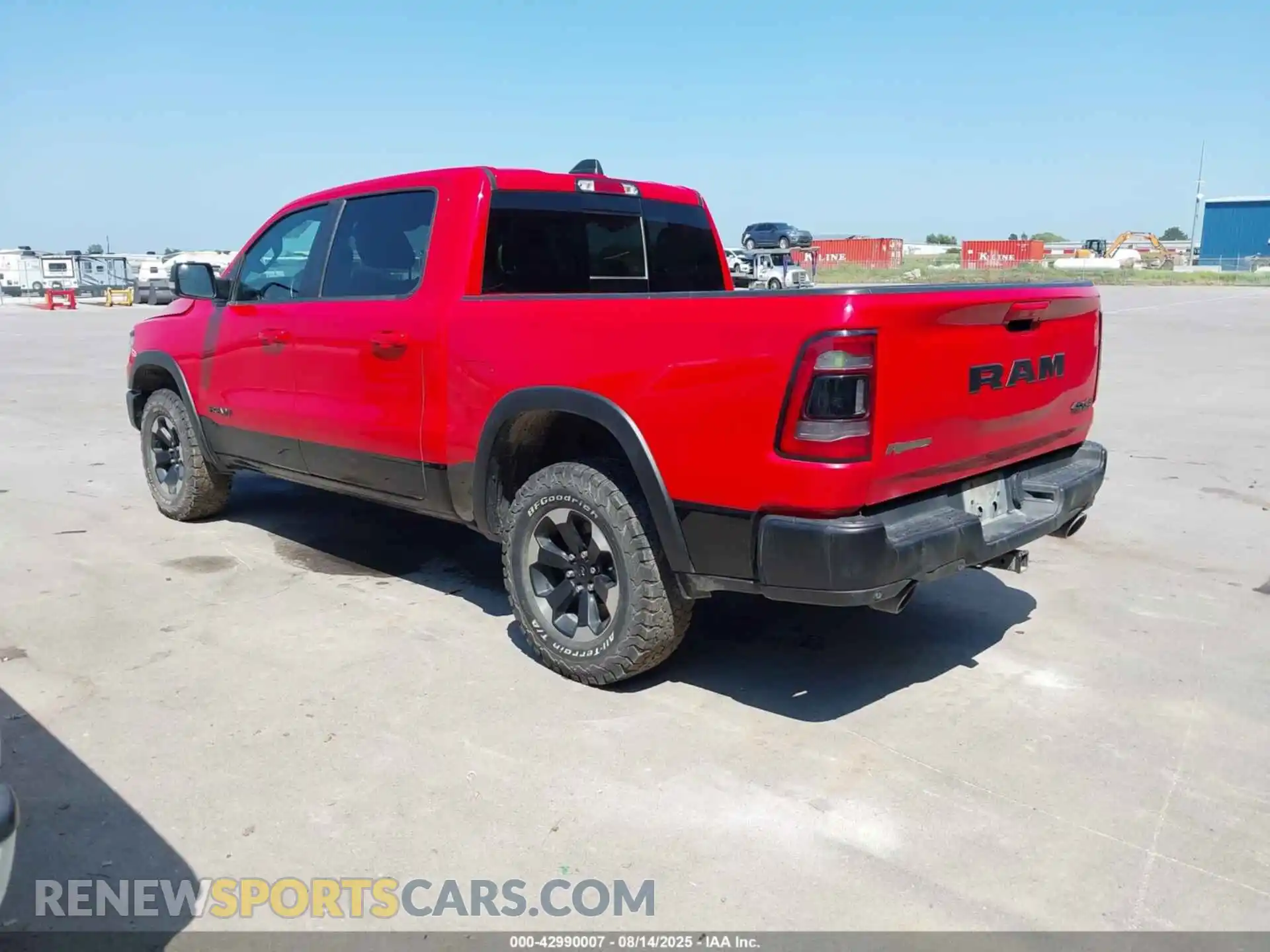 3 Photograph of a damaged car 1C6SRFLT4MN604657 RAM 1500 2021
