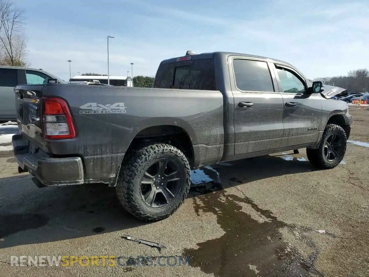 3 Photograph of a damaged car 1C6SRFMM6MN703536 RAM 1500 2021