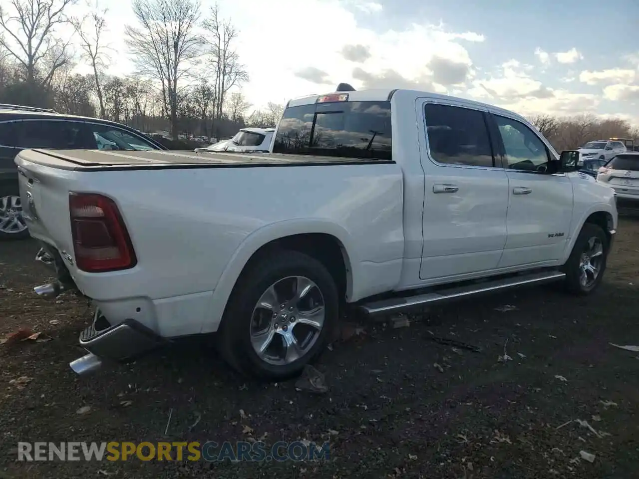 3 fotografías del automóvil dañado 1C6SRFRT2MN567227 RAM 1500 2021
