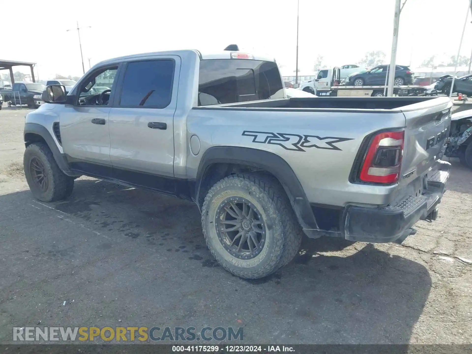 3 Photograph of a damaged car 1C6SRFU92MN726050 RAM 1500 2021