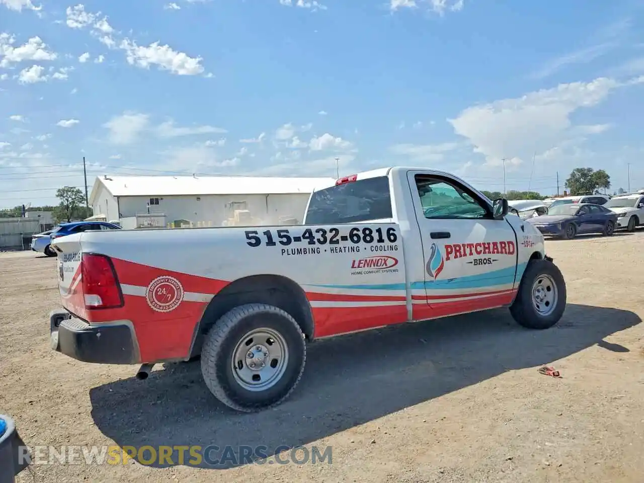 3 Photograph of a damaged car 3C6JR6DG1MG624533 RAM 1500 2021