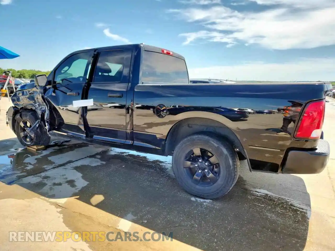 2 Photograph of a damaged car 1C6RR6FG2NS170125 RAM 1500 2022