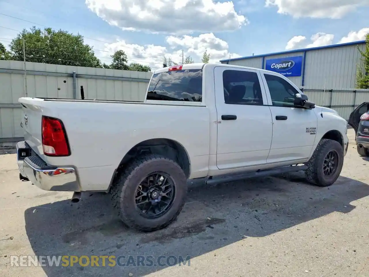 3 Photograph of a damaged car 1C6RR6LG9NS192515 RAM 1500 2022