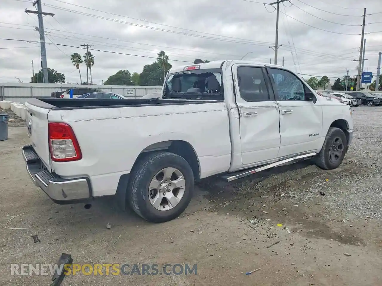 3 Photograph of a damaged car 1C6RREBG3NN451946 RAM 1500 2022
