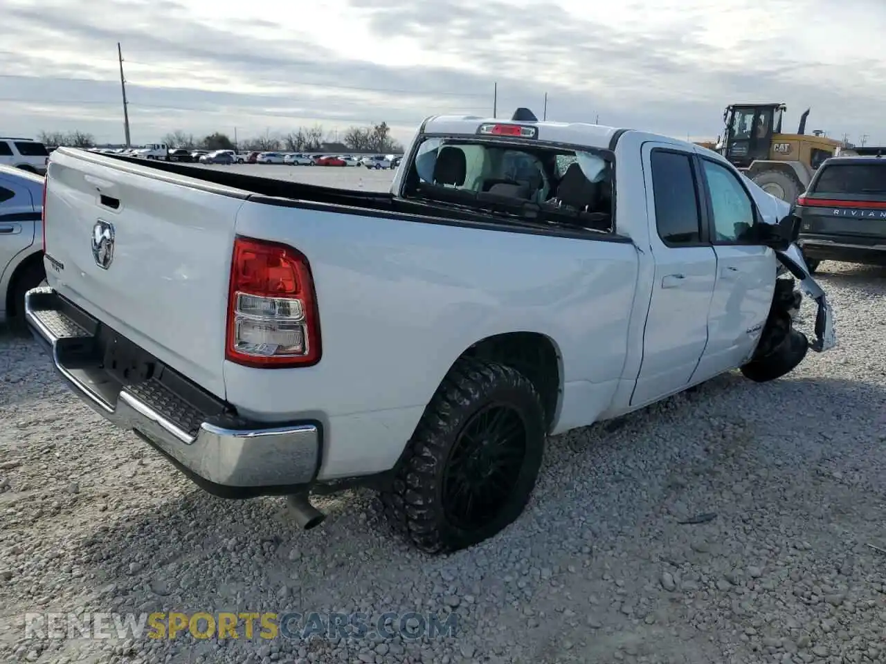 3 Photograph of a damaged car 1C6RREBG8NN273970 RAM 1500 2022