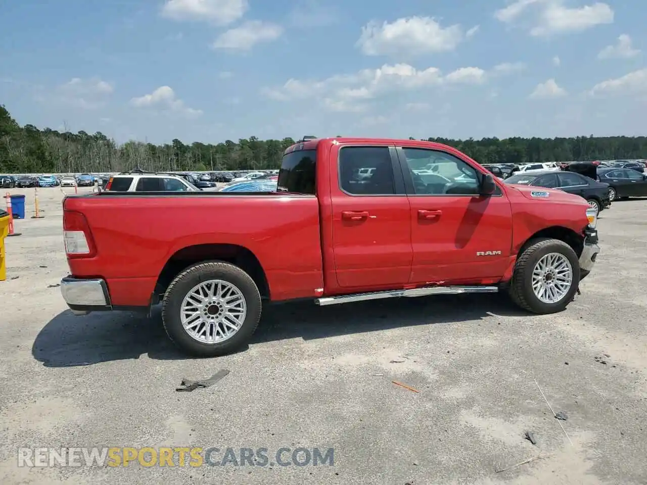 3 Photograph of a damaged car 1C6RREBT2NN272875 RAM 1500 2022