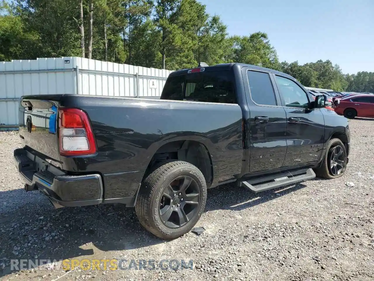 3 Photograph of a damaged car 1C6RREBT2NN277235 RAM 1500 2022