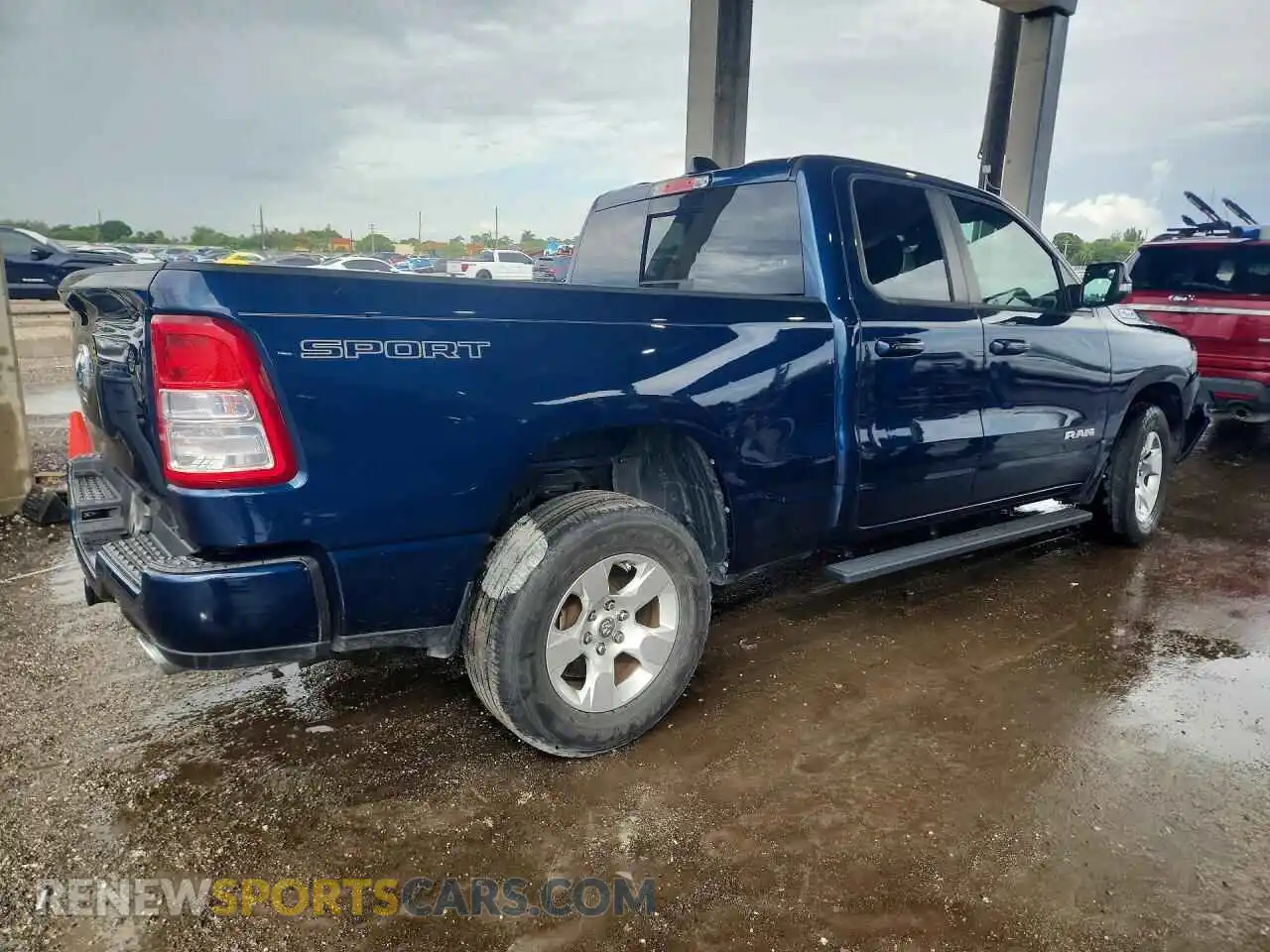 3 Photograph of a damaged car 1C6RREBT4NN187410 RAM 1500 2022