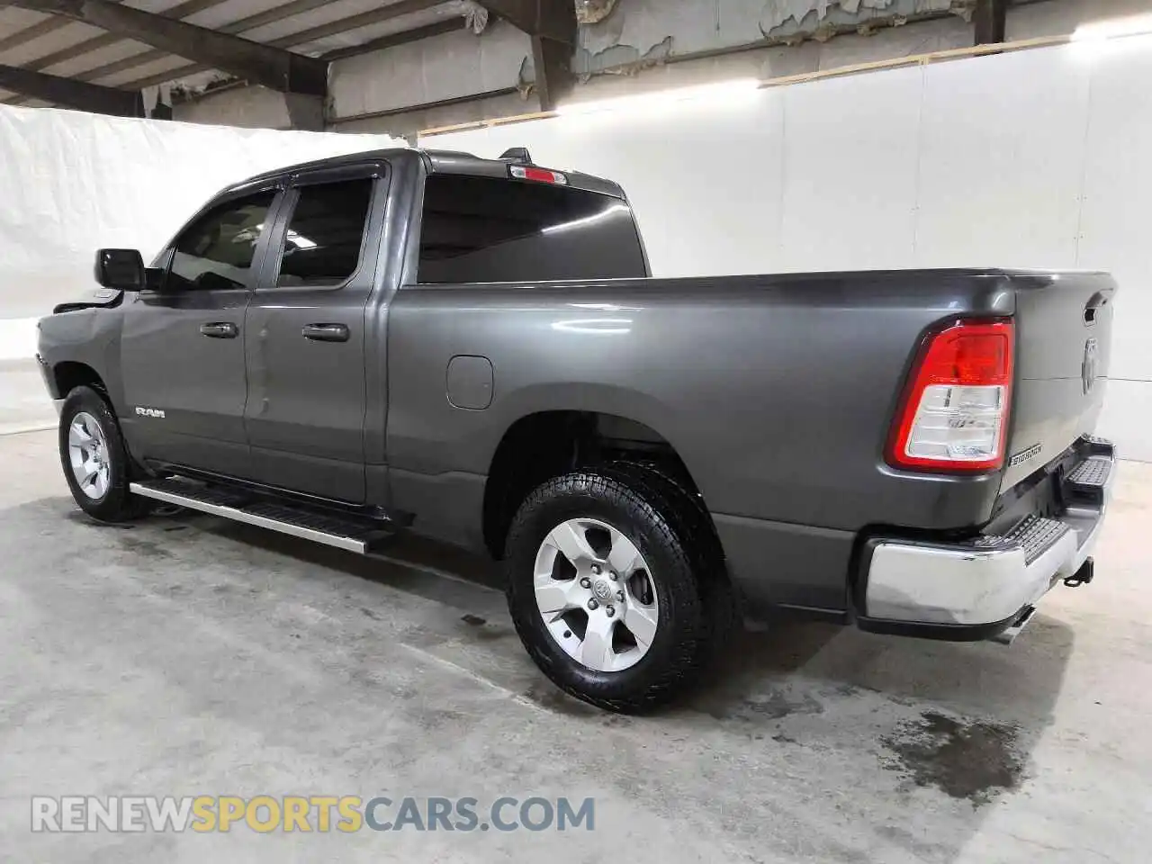 2 Photograph of a damaged car 1C6RREBT4NN273610 RAM 1500 2022