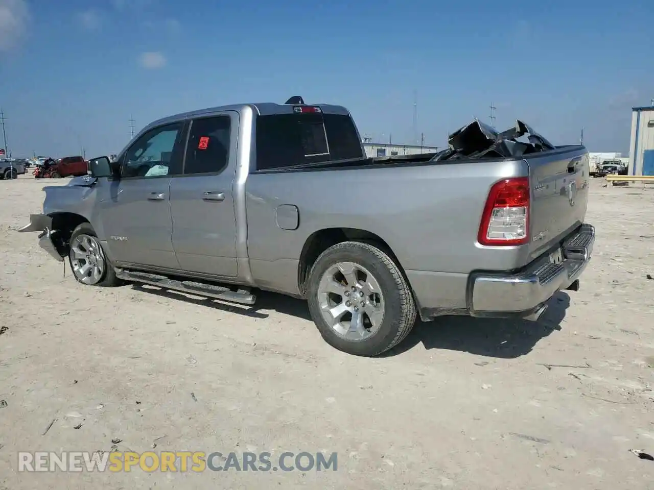 2 Photograph of a damaged car 1C6RREBT5NN326086 RAM 1500 2022