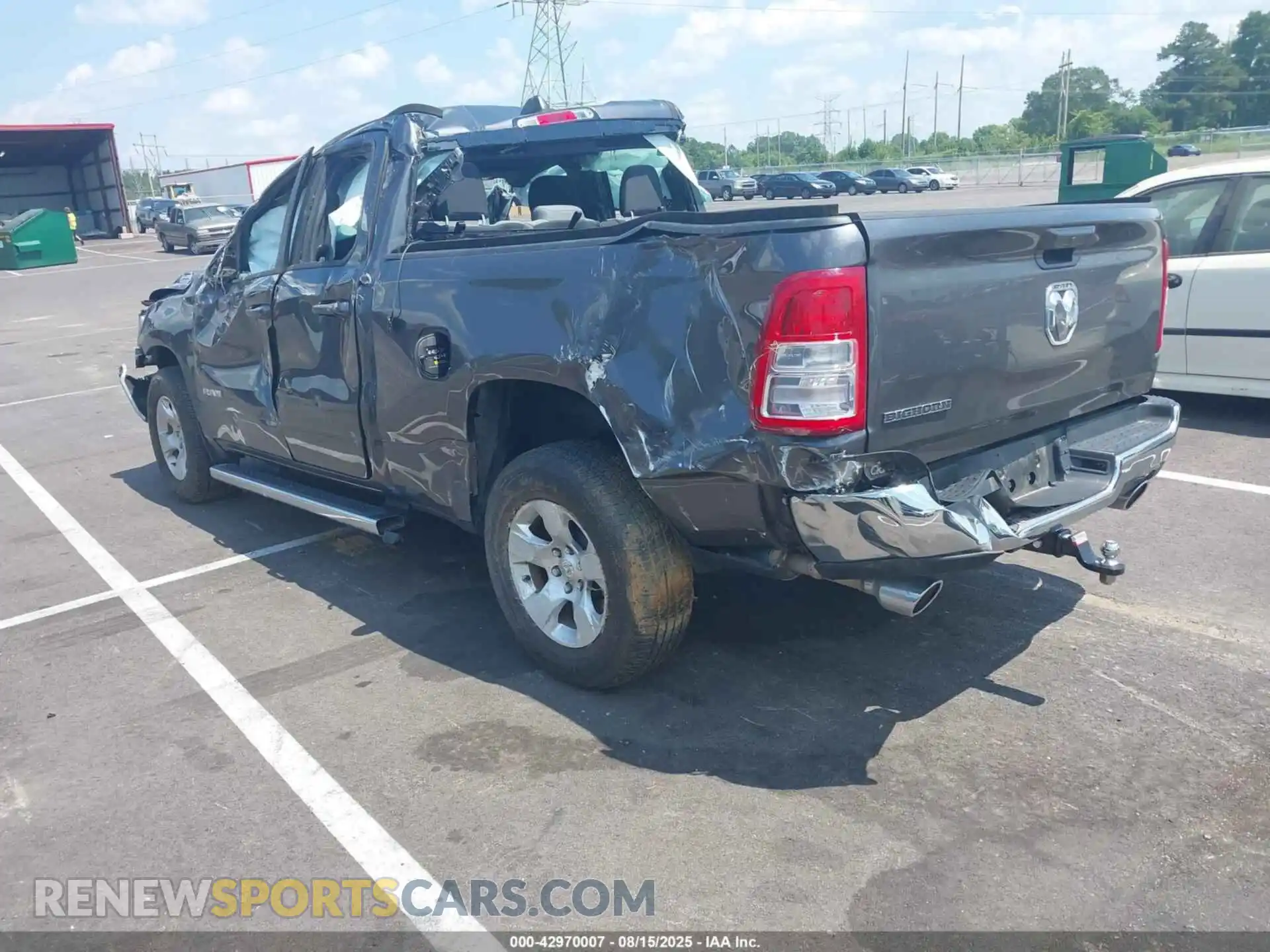 3 Photograph of a damaged car 1C6RREBTXNN201715 RAM 1500 2022