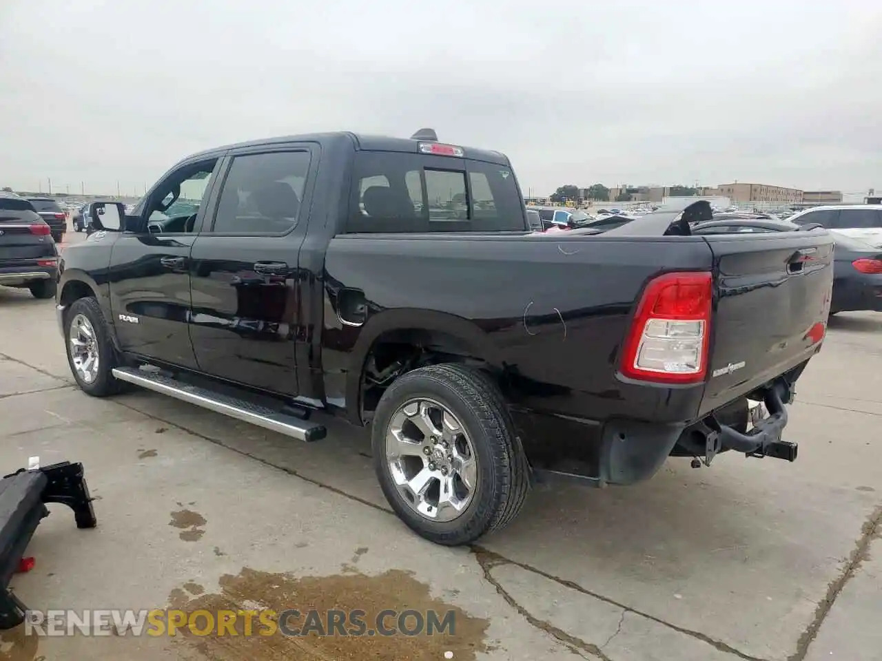 2 Photograph of a damaged car 1C6RREFG1NN254218 RAM 1500 2022
