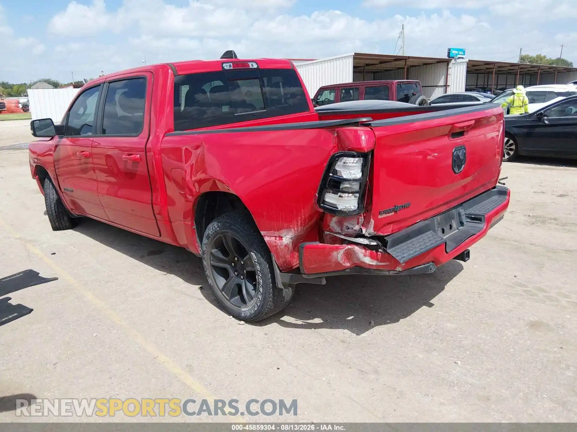 3 Photograph of a damaged car 1C6RREFG6NN472395 RAM 1500 2022