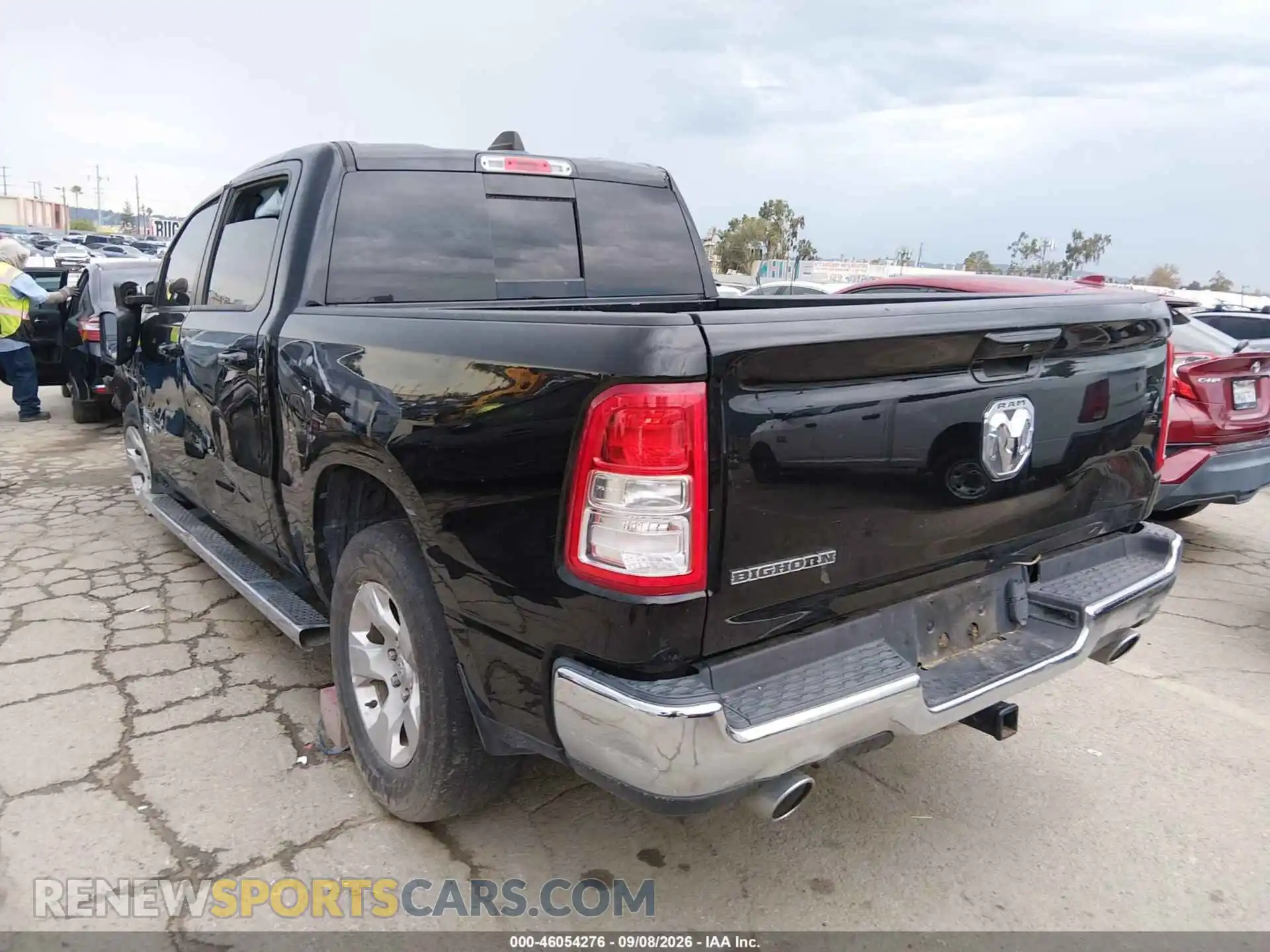 3 fotografías del automóvil dañado 1C6RREFM0NN431864 RAM 1500 2022
