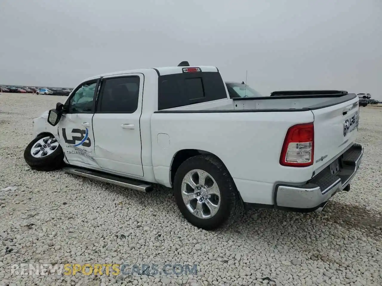 2 Photograph of a damaged car 1C6RREFT0NN464158 RAM 1500 2022