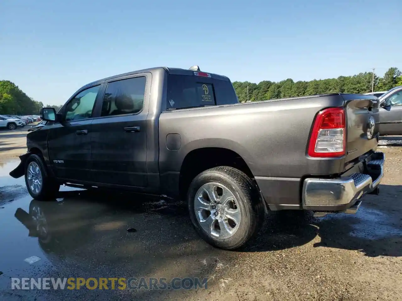 2 Photograph of a damaged car 1C6RREFT2NN173791 RAM 1500 2022