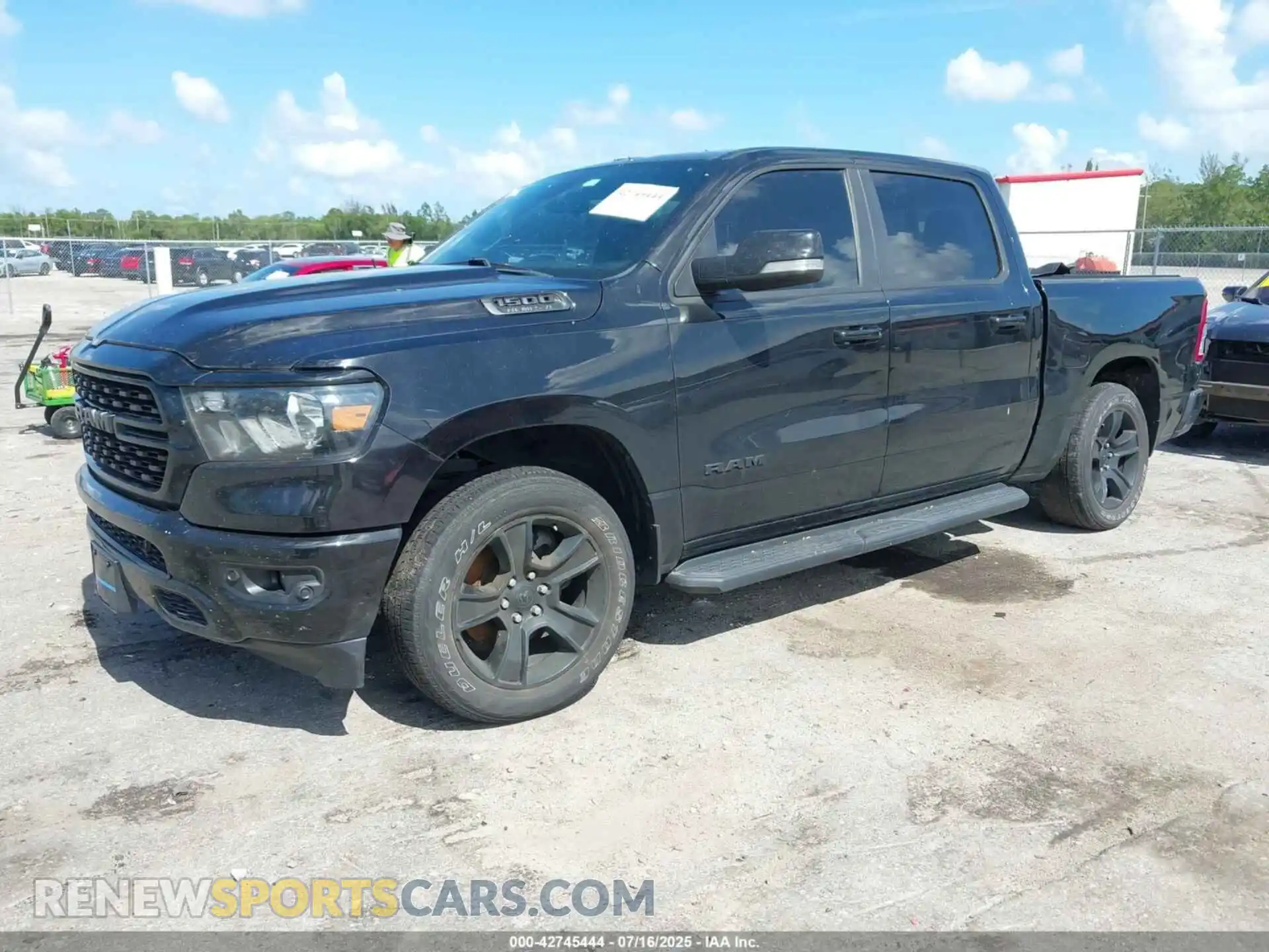 2 Photograph of a damaged car 1C6RREFT2NN194673 RAM 1500 2022
